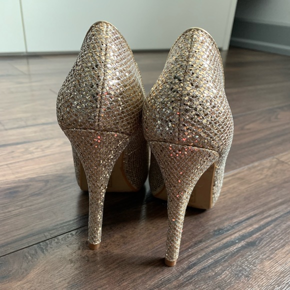Aldo Heels ✨ Size 6 - Picture 3 of 4